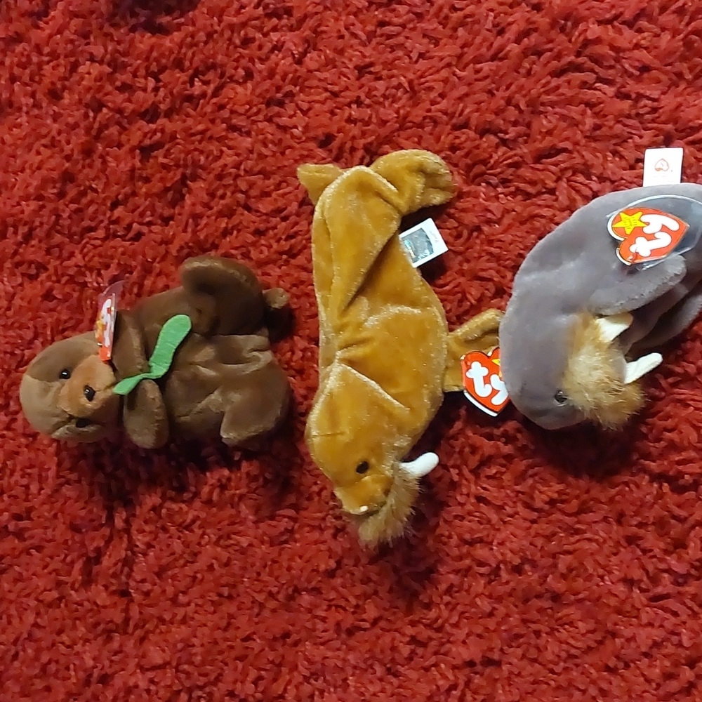 3 Beanie Babies